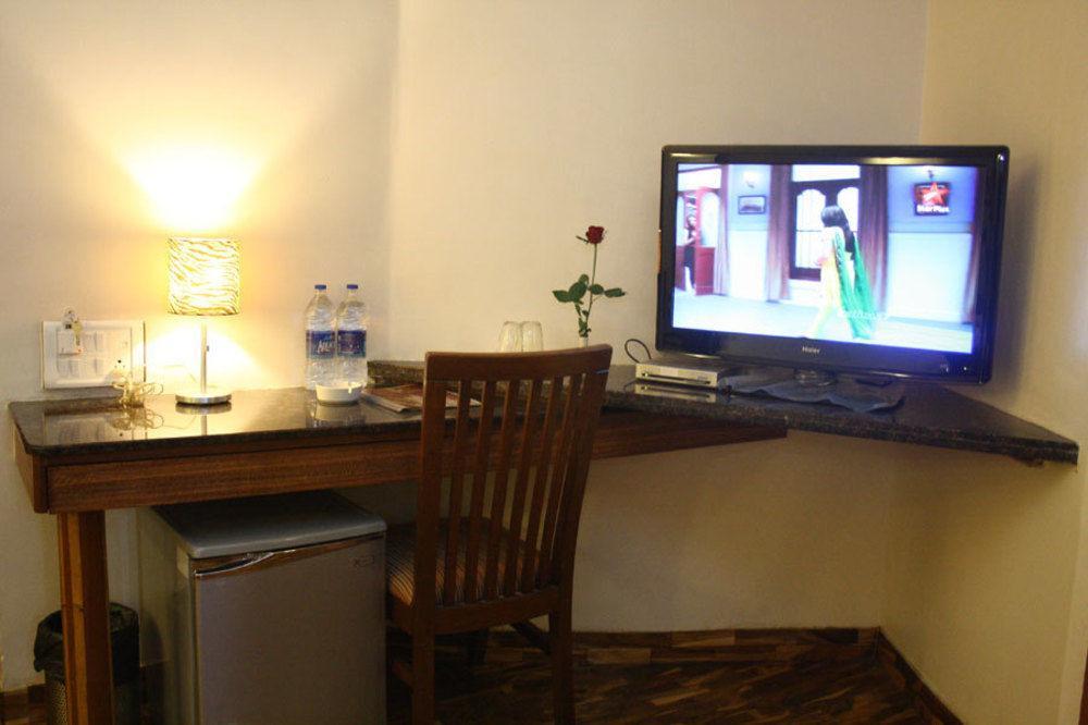 Hotel Treebo Trend Sahara Pune Exterior foto